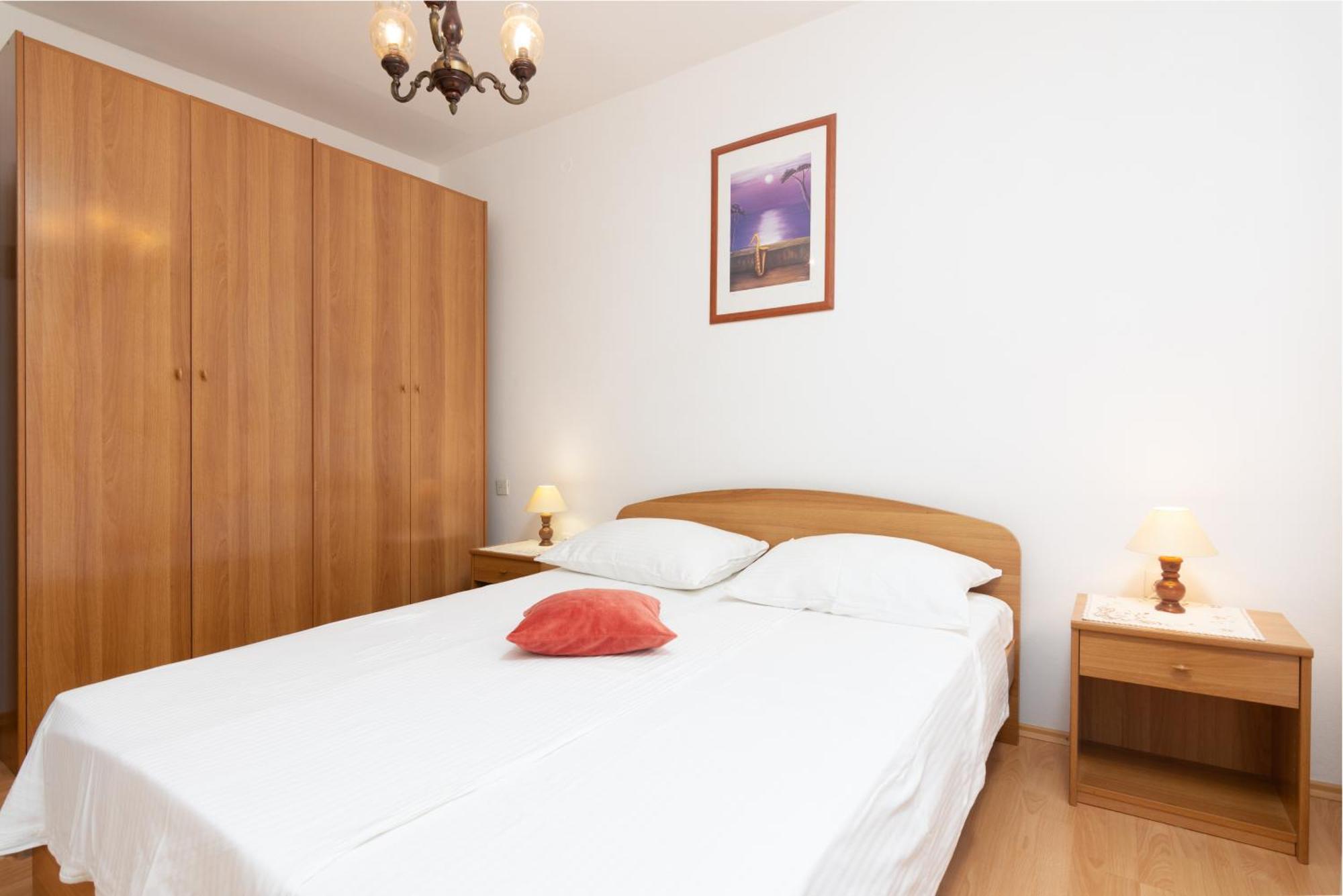 Apartments With A Parking Space Medulin - 7494 Room photo
